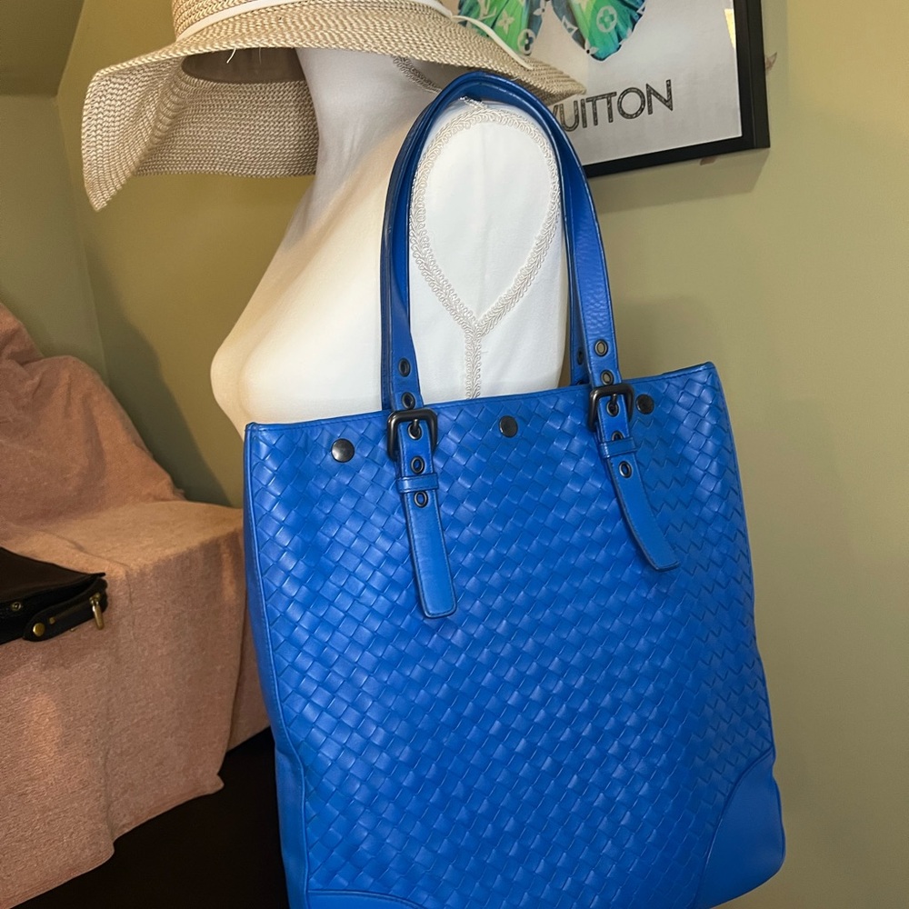 Bottega Veneta Ebano Intrecciato Nappa Leather Tote Bag in Blue - Picture 15 of 16